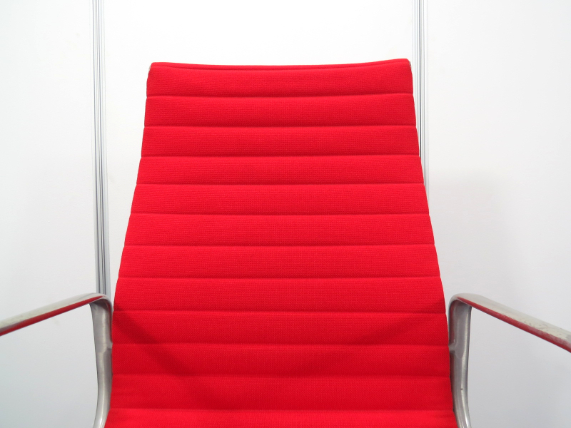 イームズ アルミナムチェア ハーマンミラー(Herman Miller) 中古 Y0017