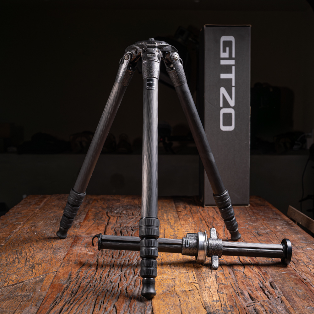 新品 BENRO C4570F クラシックシリーズ携帯型炭素繊維専門撮影用 新品 BENRO C4570F クラシックシリーズ携帯型炭素繊維専門撮影用