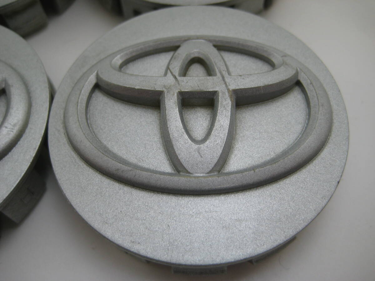 r0522 Toyota оригинальные легкосплавные колесные диски для колпаки 4 шт б/у Passo Pixis 52.5mm Wagon R и т.п. Daihatsu оригинальные колеса . использование не по назначению возможность 