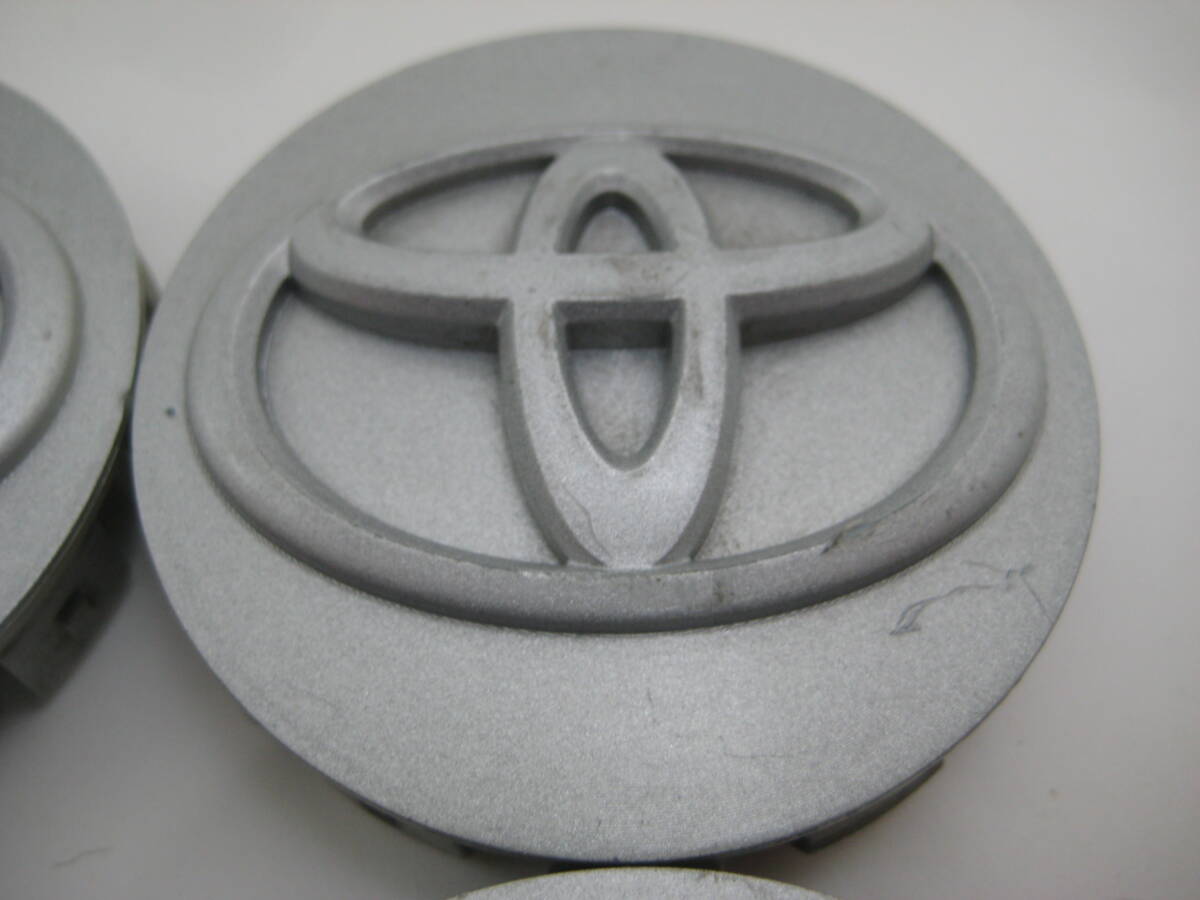 r0522 Toyota оригинальные легкосплавные колесные диски для колпаки 4 шт б/у Passo Pixis 52.5mm Wagon R и т.п. Daihatsu оригинальные колеса . использование не по назначению возможность 