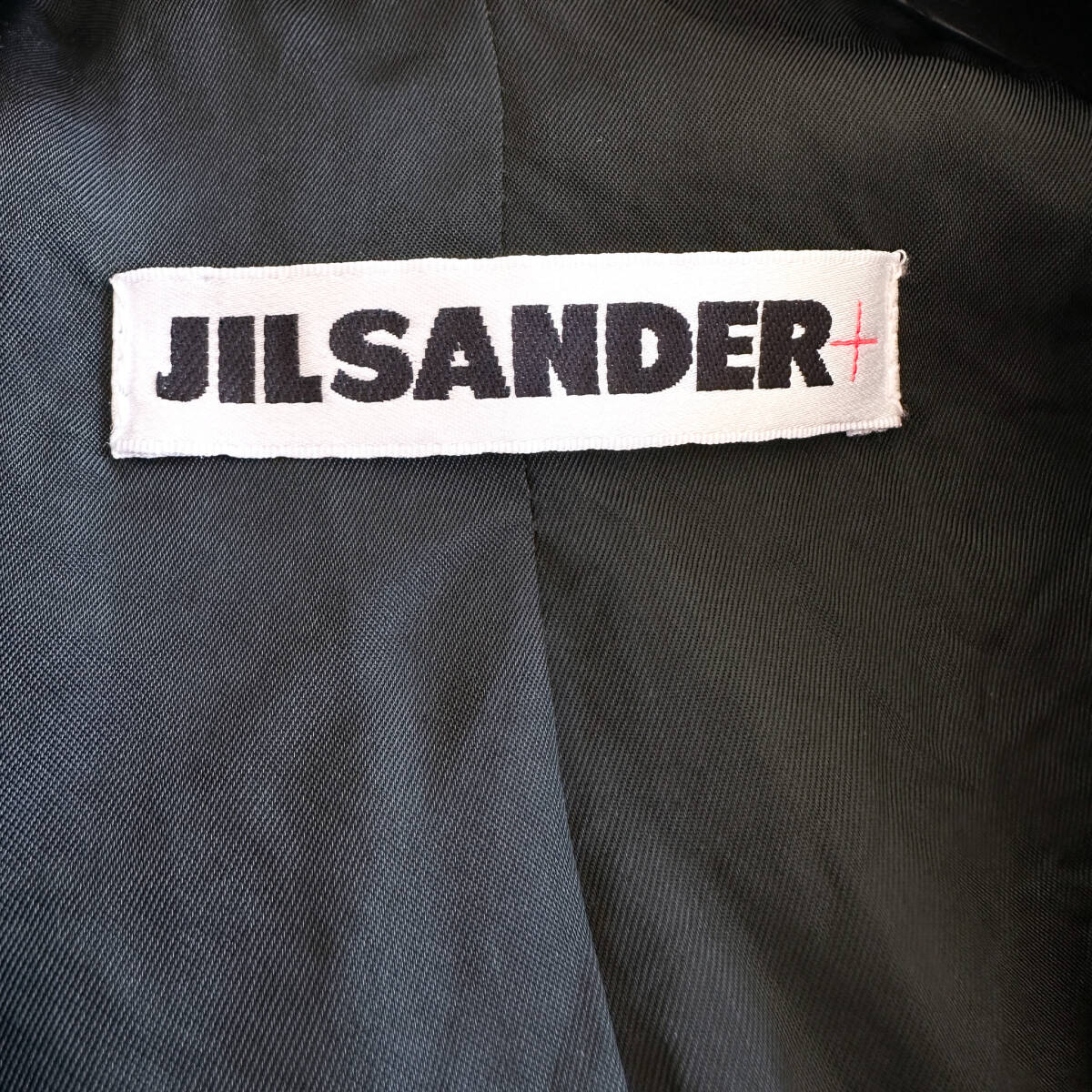 JIL SANDER( Jil Sander )/sia футбол жакет темно синий выполненный в строгом стиле темно-синий 36 размер 