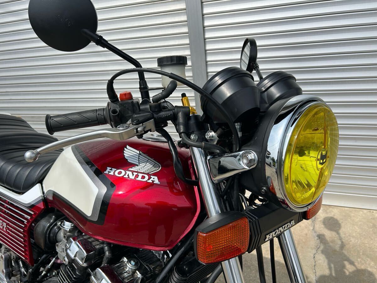 CBX550F 2型赤白カラー 車検3年付き タイヤ前後新品 動画有り CBX550F 2型赤白カラー 車検3年付き タイヤ前後新品 動画有り
