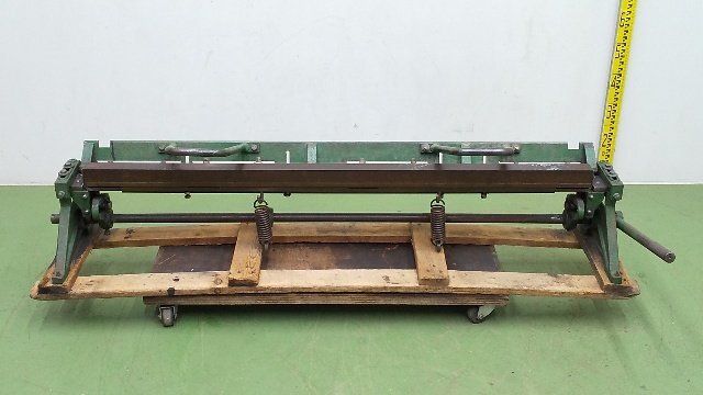 1円スタート) 手動式 アングルバッタ パンチ1.2m 板金折曲機 1円スタート) 手動式 アングルバッタ パンチ1.2m 板金折曲機