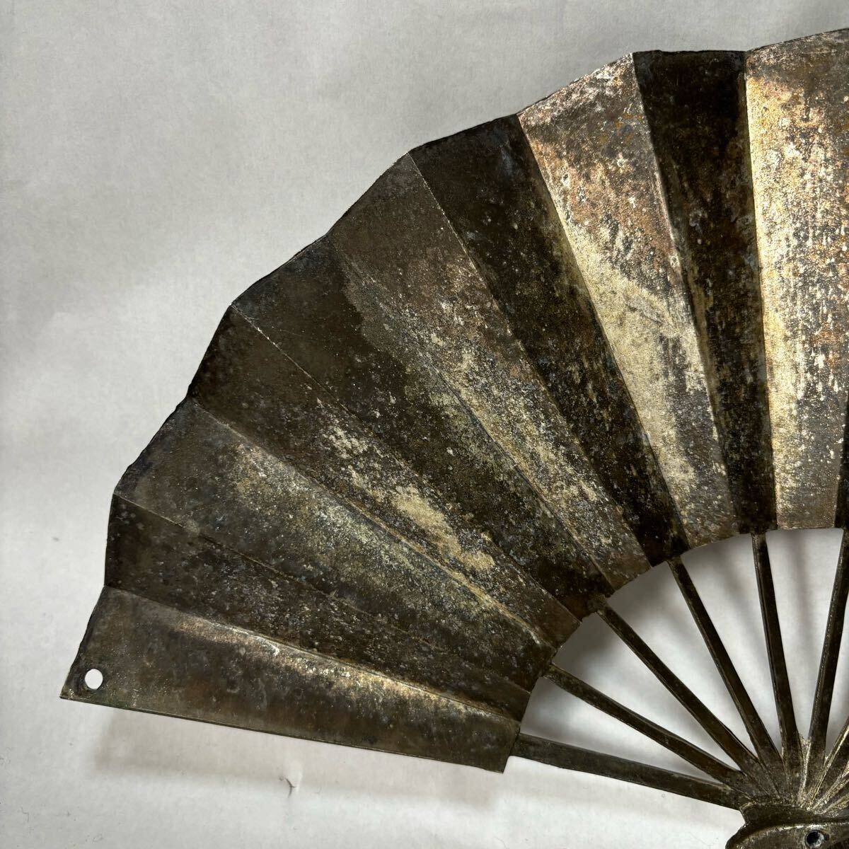 松庵 純金純銀鍍金 虎・竹 扇子置物(美術品)|売買された 松庵 純金純銀鍍金 虎・竹 扇子置物(美術品)|売買された