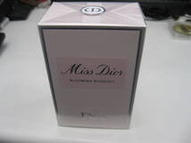 !_ обычная цена. полцены и меньше не использовался нераспечатанный Dior Miss Dior 100ml *39948