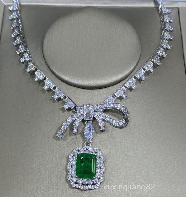 エメラルド ジュエリー3點(diǎn) ネックレス ピアス リング フリーサイズ 満々ジルコン ピカピカ 輝く アクセサリー 