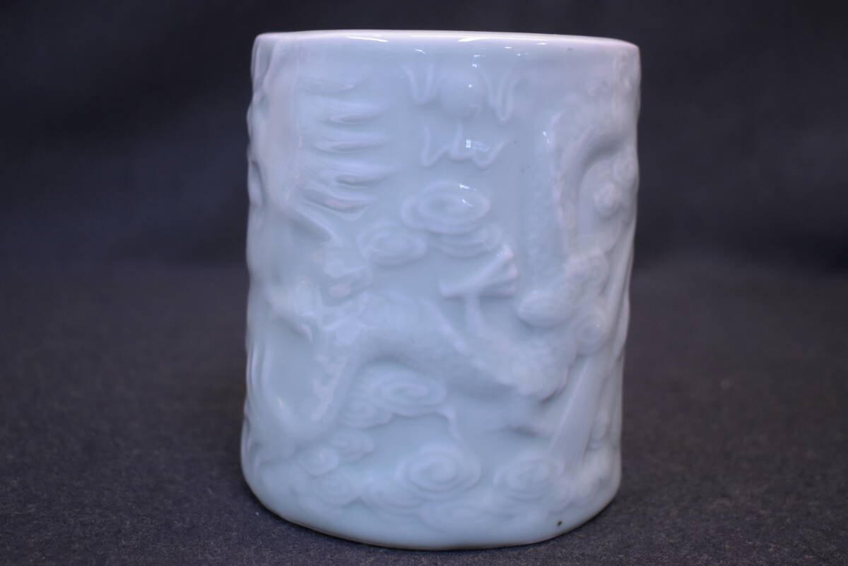 ●青磁/筆筒/筆立/龍/陶磁器/中國(guó)美術(shù)/古美術(shù)/UPW253
