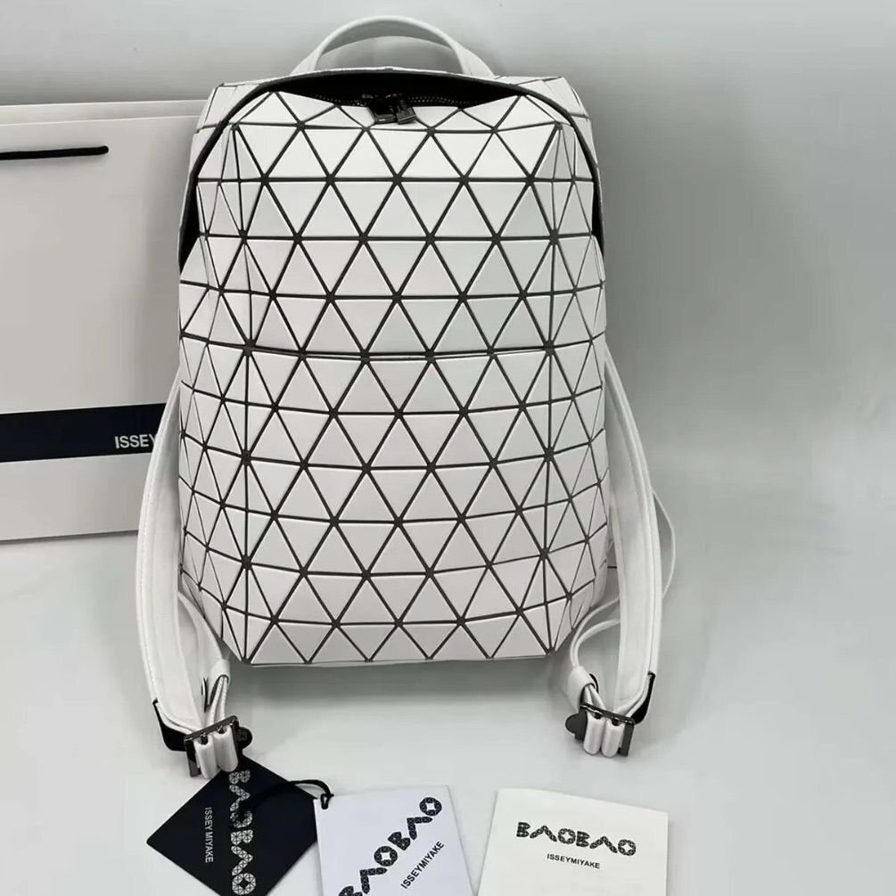 BAO BAO ISSEY MIYAKE バオバオ イッセイミヤケ Bag Backpack BAO BAO ISSEY MIYAKE バオバオ イッセイミヤケ Bag Backpack