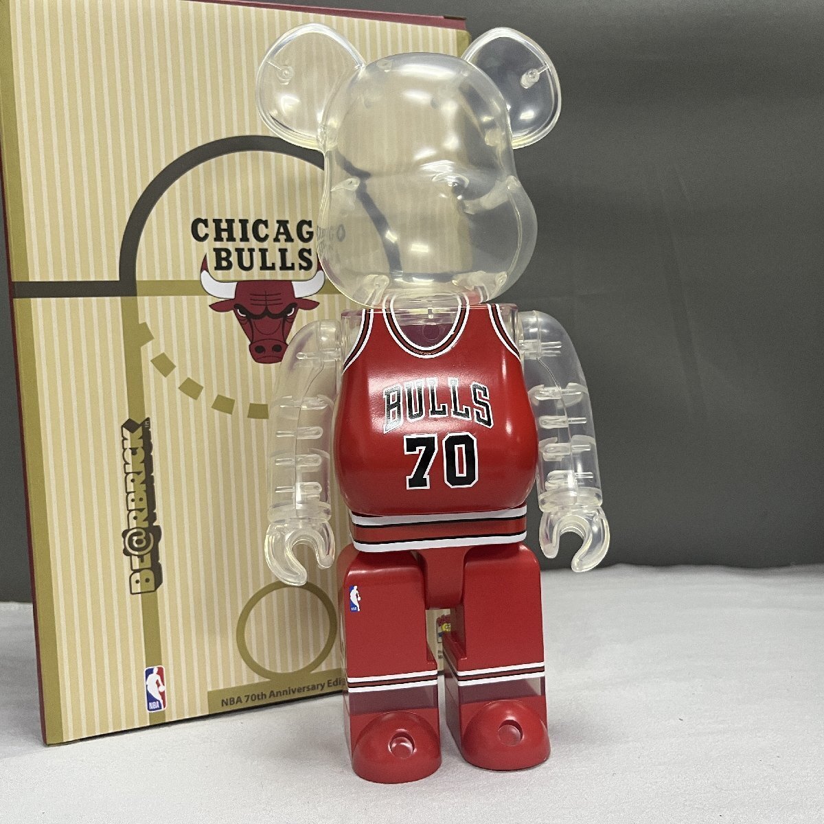 BE@RBRICK x 100% & 400% x NBA Chicago Bulls by MEDICOM TOY BE@RBRICK x 100% & 400% x NBA Chicago Bulls by MEDICOM TOY