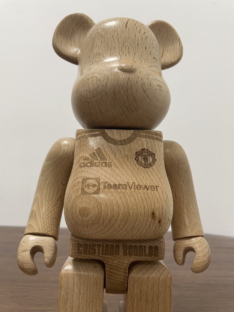 見事な創造力 BE@RBRICK x Ronaldo Cristiano wooden carved 400% カリモクx キューブリック、ベアブリック