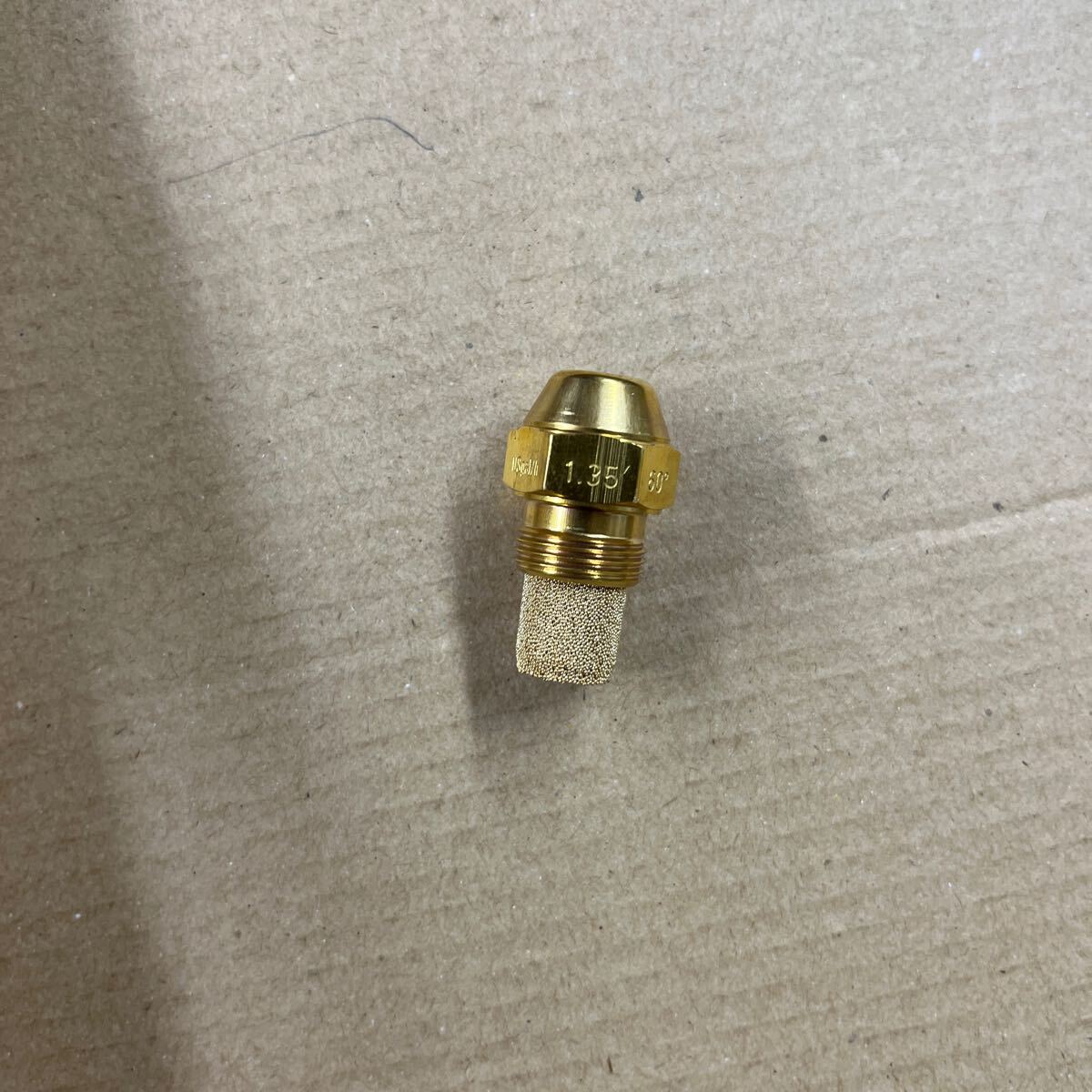 石油給湯器修理部品 長府 ボイラー ノズル DANFOSS 1.35G-60°KH 石油給湯器修理部品 長府 ボイラー ノズル DANFOSS 1.35G-60°KH