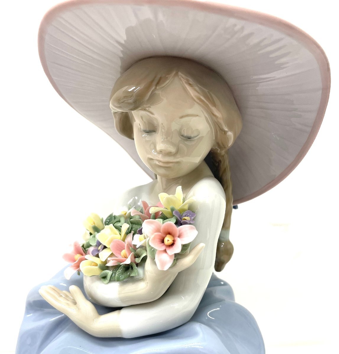 ☆LLADRO リヤドロ フィギュリン 磁器人形 花の香に包まれて 美 ☆LLADRO リヤドロ フィギュリン 磁器人形 花の香に包まれて 美
