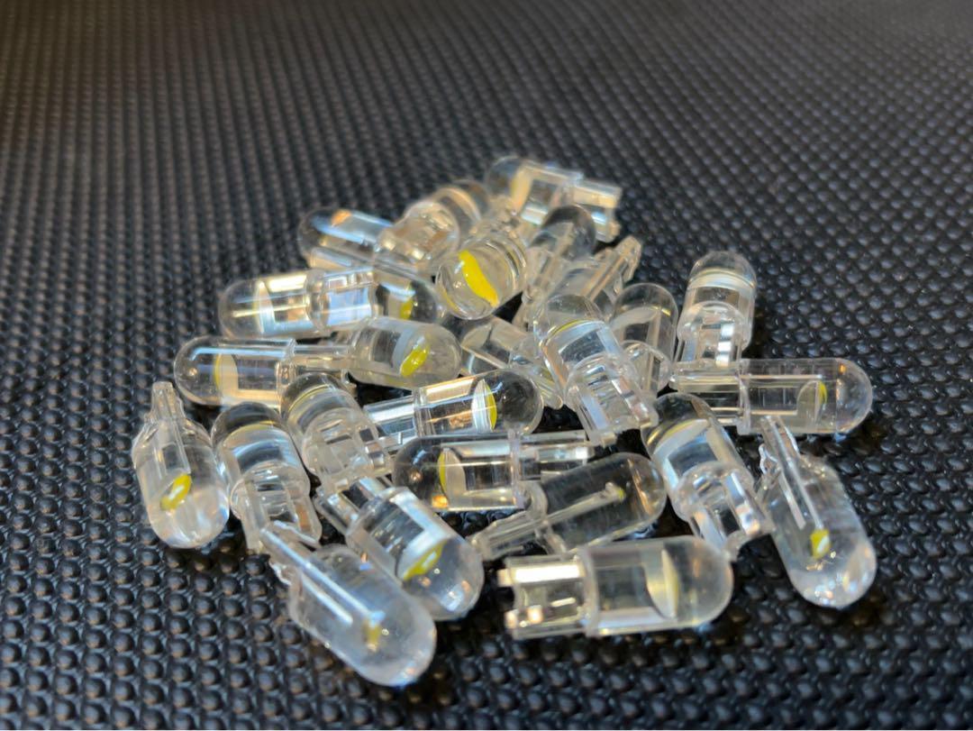 T10 24V ポジションランプ クリスタルウェッジ球ナンバー燈ホワイト20個(gè)