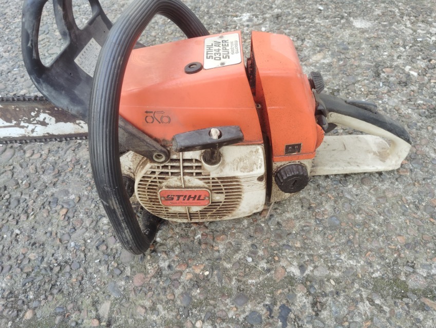 STIHL スチール エンジンチェンソー 034AV SUPER バー52cm STIHL スチール エンジンチェンソー 034AV SUPER バー52cm