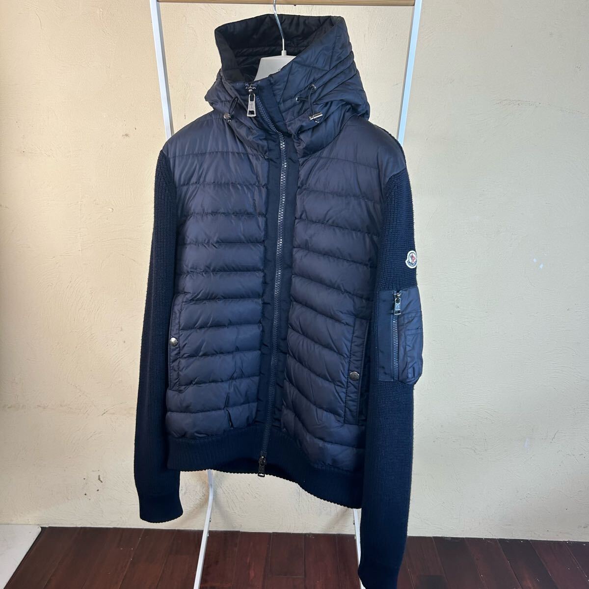 美品】 MONCLER モンクレールハイブリッドダウンジャケット 美品】 MONCLER モンクレールハイブリッドダウンジャケット