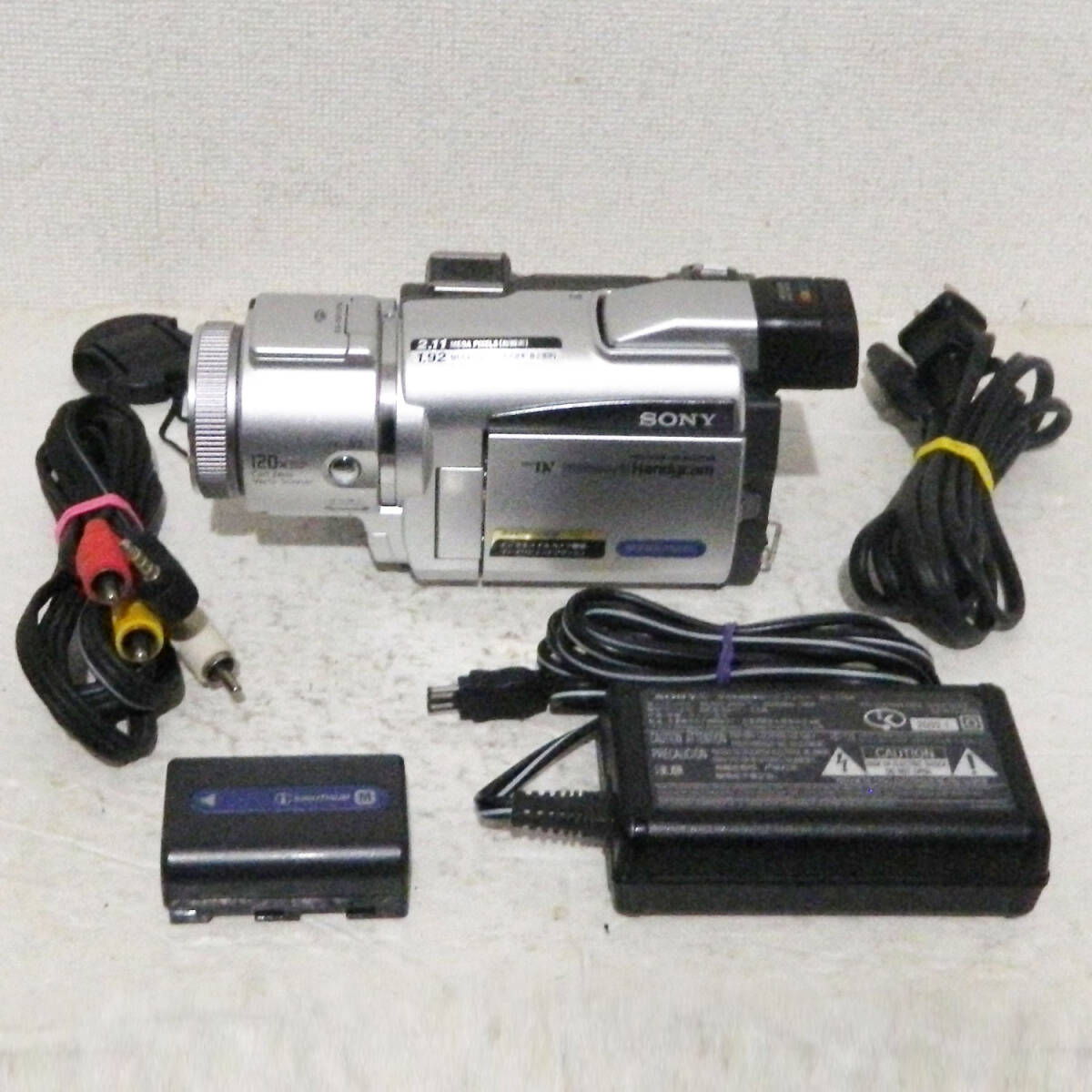 Yahoo!オークション - Sony DCR-TRV70 miniDV ビデオカメラ Yahoo!オークション - Sony DCR-TRV70 miniDV ビデオカメラ