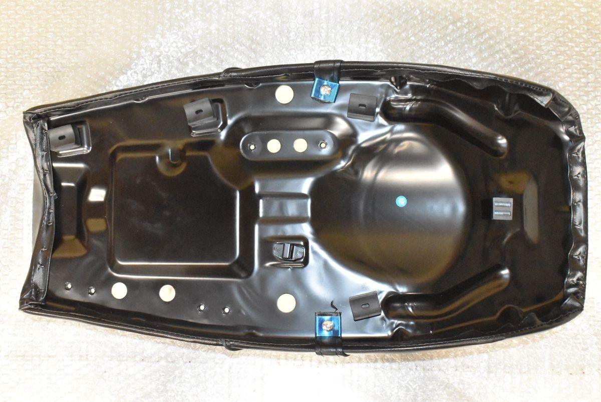 K-262 新品 Z400FX E1 E2 E3 あんこ抜き段 シート 検) Z550FX K-262 新品 Z400FX E1 E2 E3 あんこ抜き段 シート 検) Z550FX