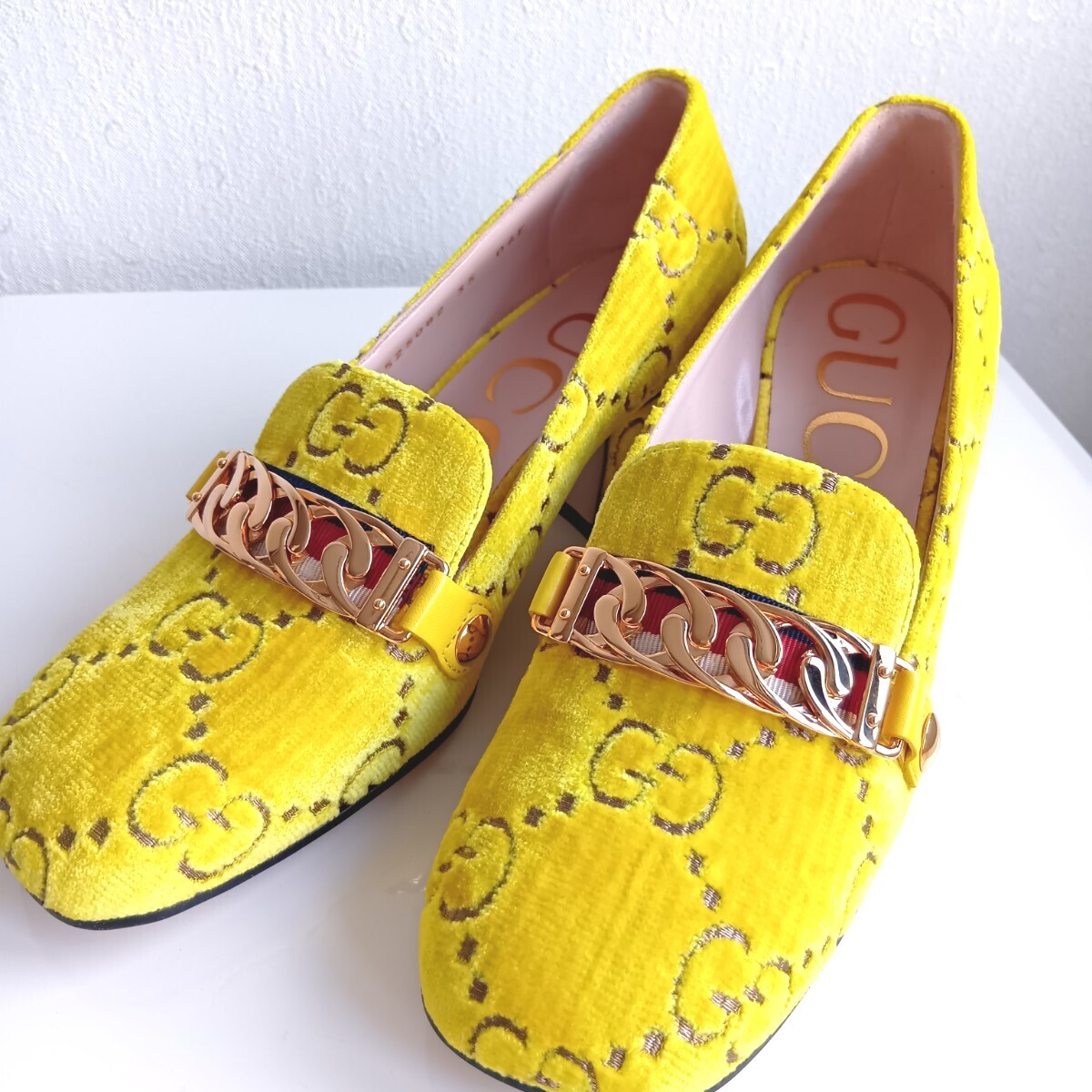 GUCCI パンプス ローファー イエロー