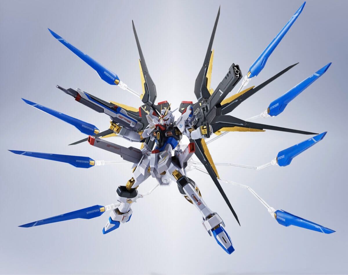 METAL ROBOT魂 ストライクフリーダムガンダム弐式+プラウド METAL ROBOT魂 ストライクフリーダムガンダム弐式+プラウド