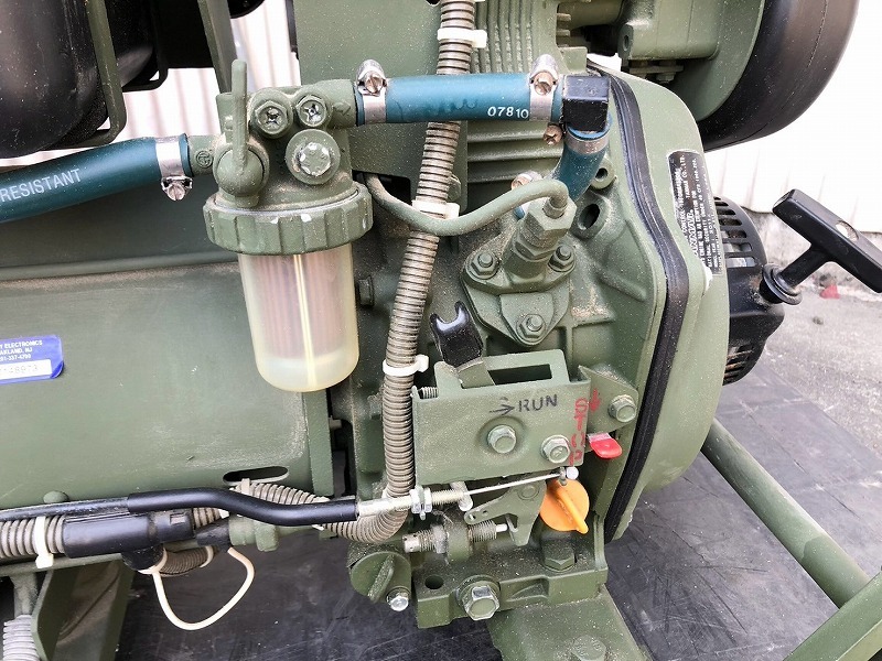 米軍放出品】DEWEY 発電機 2KW ジェネレーター ヤンマー 米軍放出品】DEWEY 発電機 2KW ジェネレーター ヤンマー
