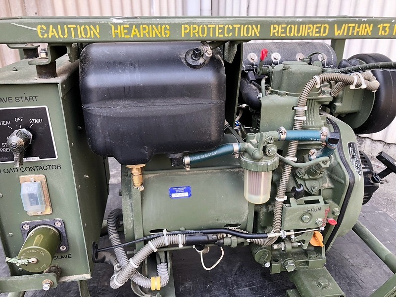 米軍放出品】DEWEY 発電機 2KW ジェネレーター ヤンマー 米軍放出品】DEWEY 発電機 2KW ジェネレーター ヤンマー