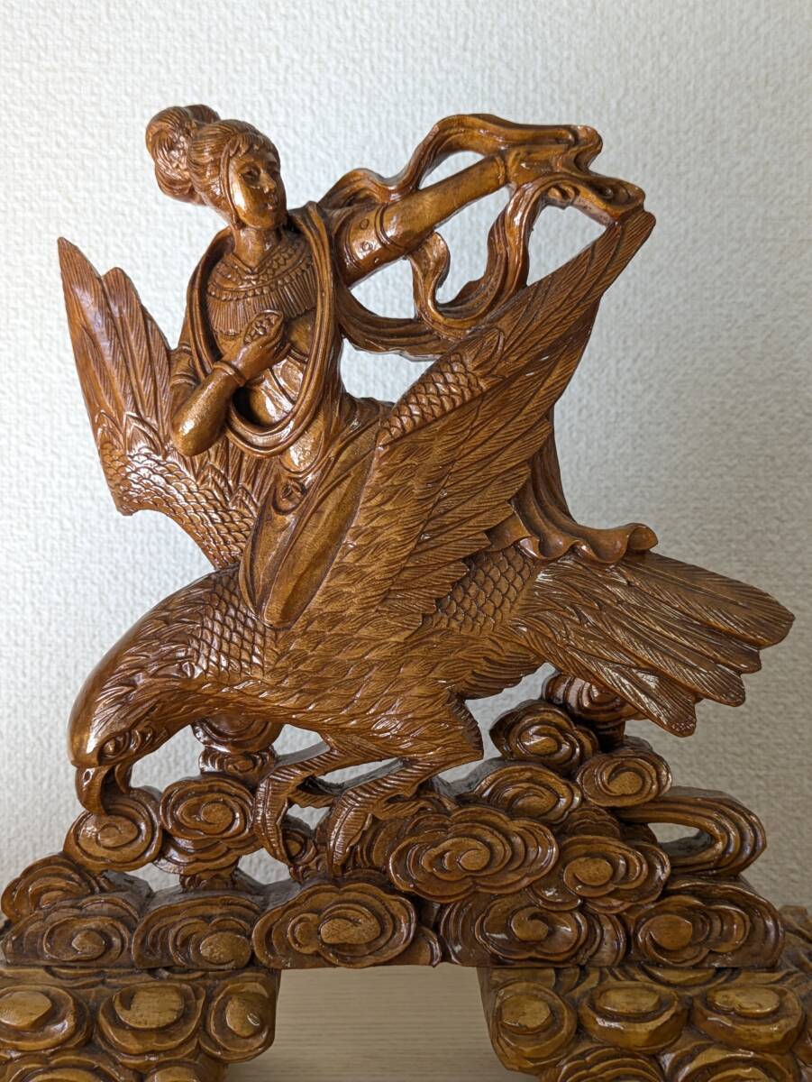 工芸品 木彫 鷹と天女 置物 仏教美術 アンティーク品 欄間 彫刻 工芸品 木彫 鷹と天女 置物 仏教美術 アンティーク品 欄間 彫刻