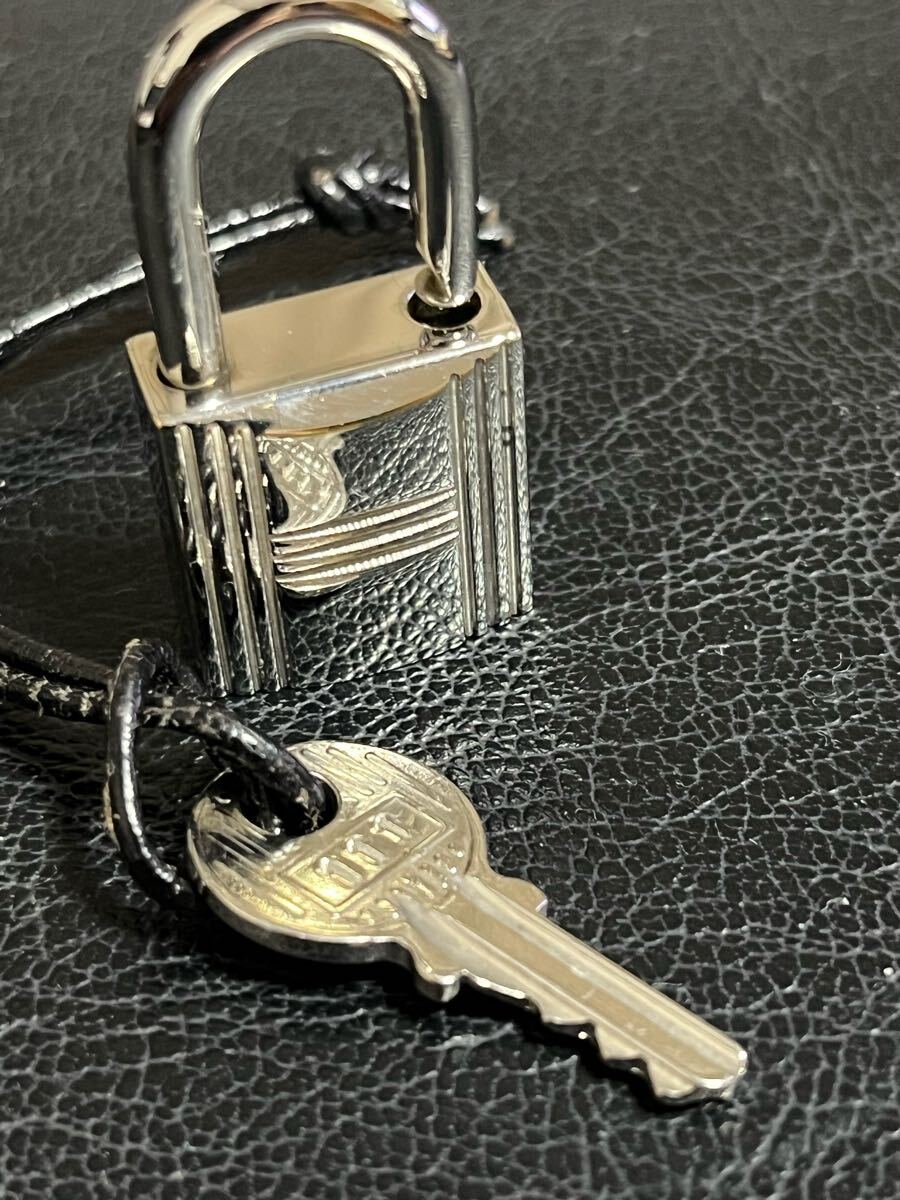 極美品 HERMES エルメス カデナ パドロック 南京錠 鍵 111 鍵1本付 未使用保管品