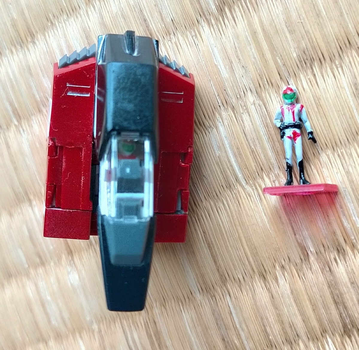 ガンプラ 完成品 mg 1/100 大河原邦男展 rx-78-2 ガンダム ガンプラ 完成品 mg 1/100 大河原邦男展 rx-78-2 ガンダム