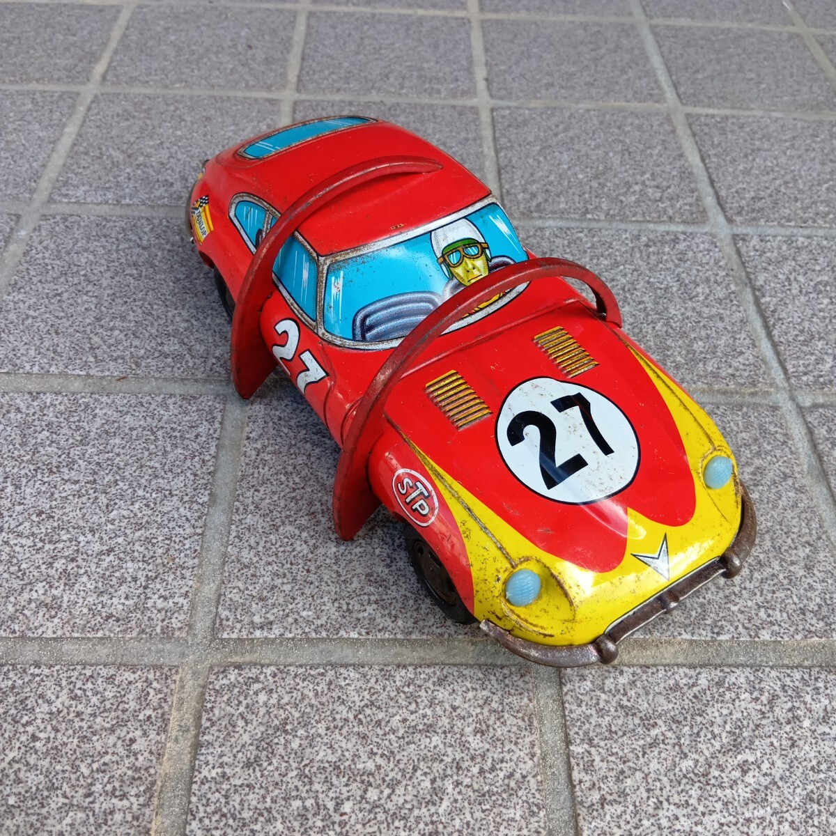 ブリキ 自動(dòng)車(chē)　回転動(dòng)作ok品 　可動(dòng)品　日本制　初期タイプ　動(dòng)品　 當(dāng)時(shí)物　 昭和レトロ