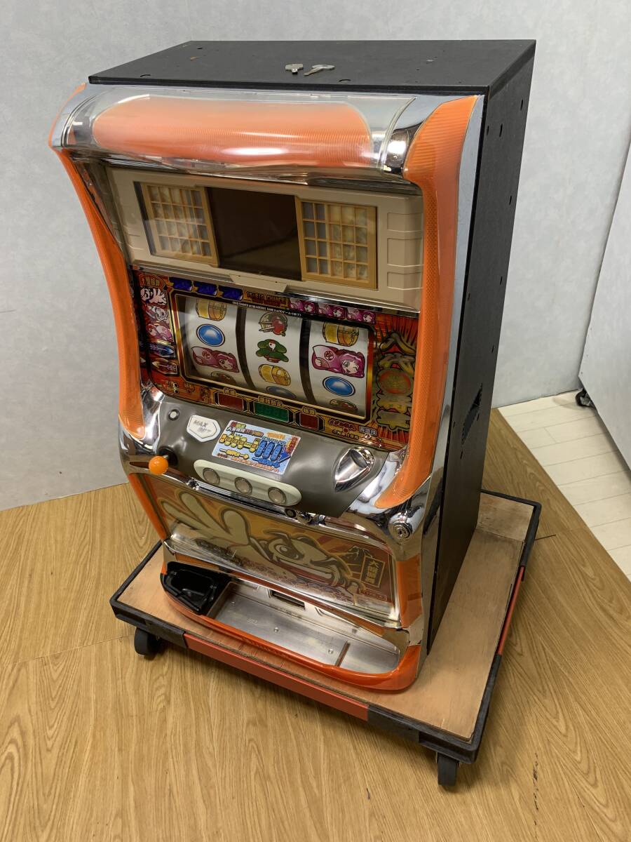 ☆832 大都技研 スロット台 実機 初代 吉宗 コイン仕様(パチスロ ☆832 大都技研 スロット台 実機 初代 吉宗 コイン仕様(パチスロ