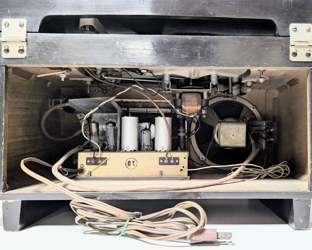 当時物 VICTOR RADIO ELECTROLA RE-317 ビクター真空管ラジオ 当時物 VICTOR RADIO ELECTROLA RE-317 ビクター真空管ラジオ