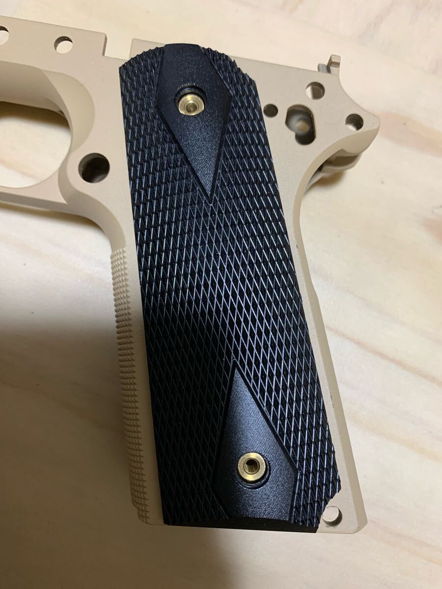 未使用品 コルトガバメント M1911 用 アルミ製チェッカー