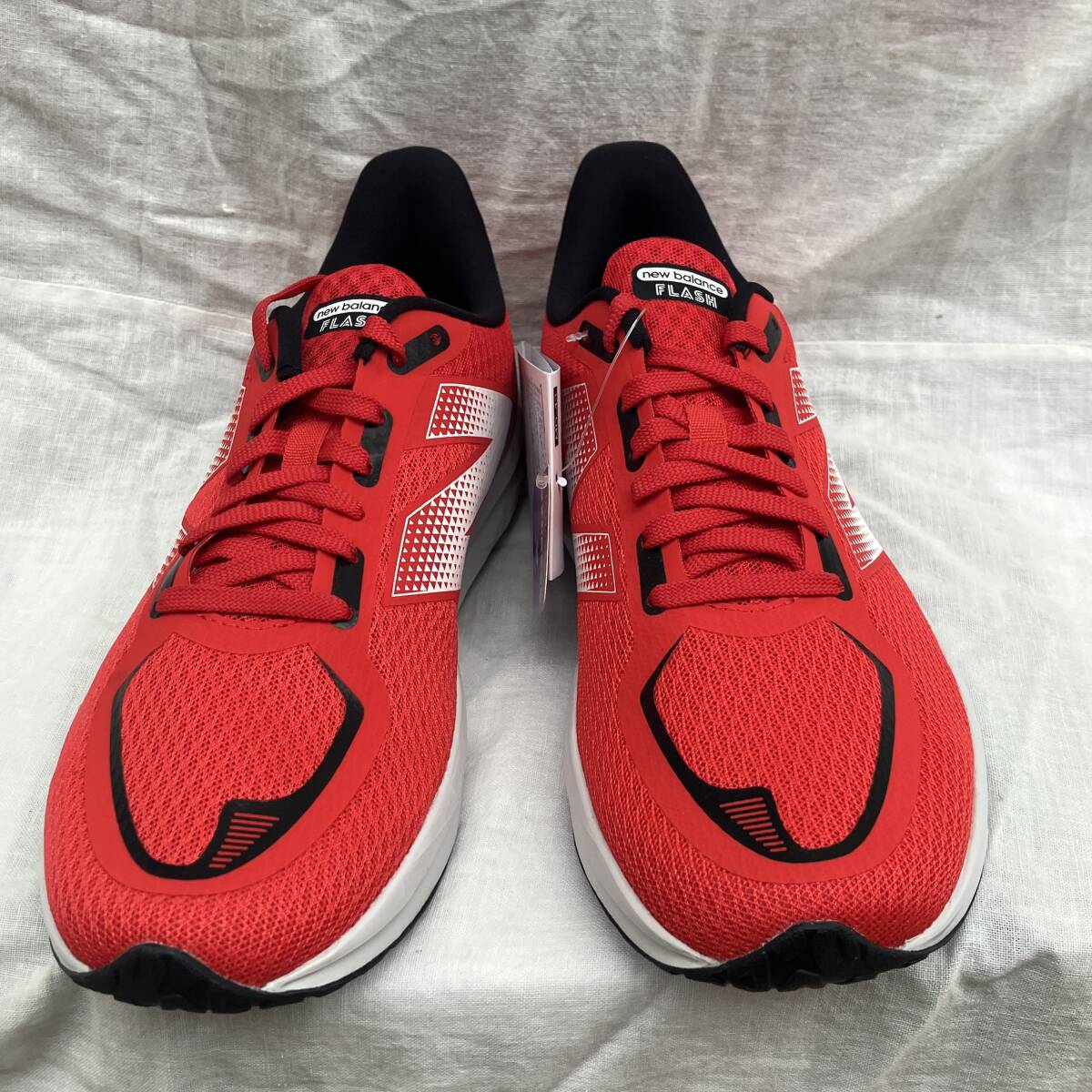 新品未使用品 ★ニューバランス new balance★メンズ 28.0cm 『ダイナソフトフラッシュV7』 赤レッド ランニングシューズ MFLSHRD7D/RED