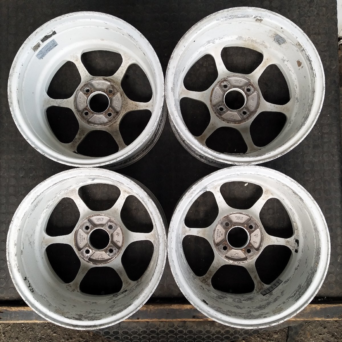 T2-195【4本価格】【15x7J 4x100 ET+39 ハブ63】YOKOHAMA ADVAN RACING?店頭引取可能?適格請求書発行可能