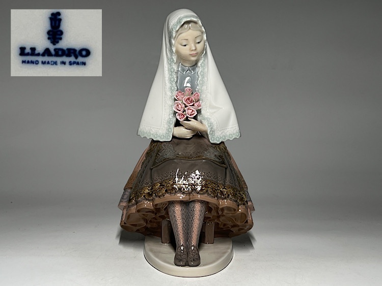 瑞】リヤドロ LLADRO 少女と薔薇 フィギュリン 陶器人形 置物 瑞】リヤドロ LLADRO 少女と薔薇 フィギュリン 陶器人形 置物