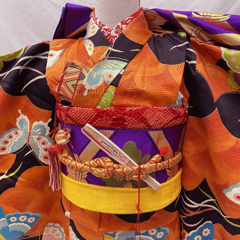 ◎七五三 七歳 五歳 女児 総柄モダン 金彩 蝶 芝 着物&袋帯