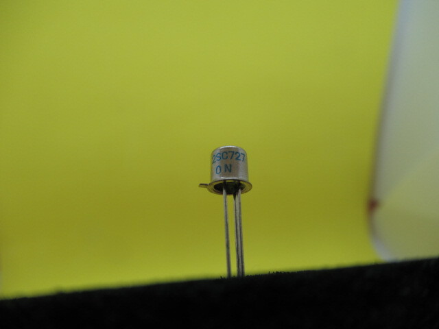 【未使用 長期保管品】富士通製 2SC727 NPN型バイポーラトランジスタ 1個_画像2