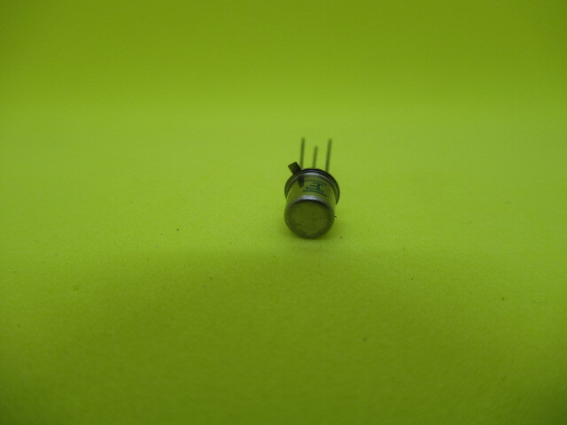 【未使用 長期保管品】富士通製 2SC727 NPN型バイポーラトランジスタ 1個_画像3