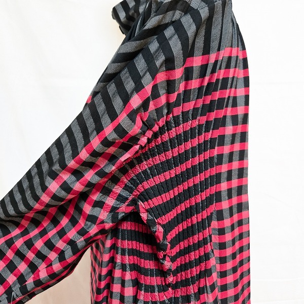 #apc イッセイミヤケ ISSEYMIYAKE シャツジャケット 2 赤 黒 グレー ドルマン チェック チュニック スタンドカラー レディース [865283]