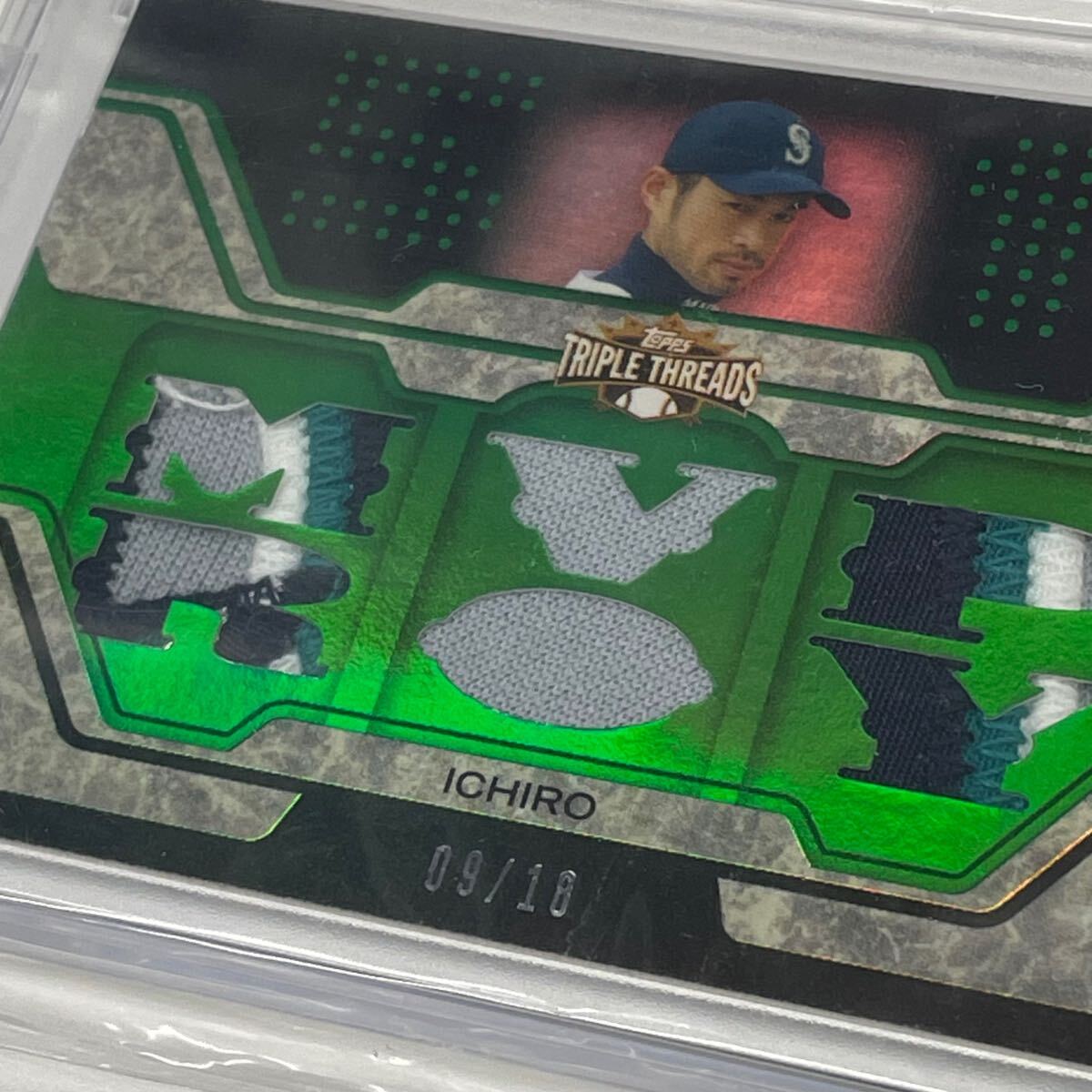 B36【個人保管品】/ Topps イチロー MVP ROY TRIPLE THREADS 09 B36【個人保管品】/ Topps イチロー MVP ROY TRIPLE THREADS 09