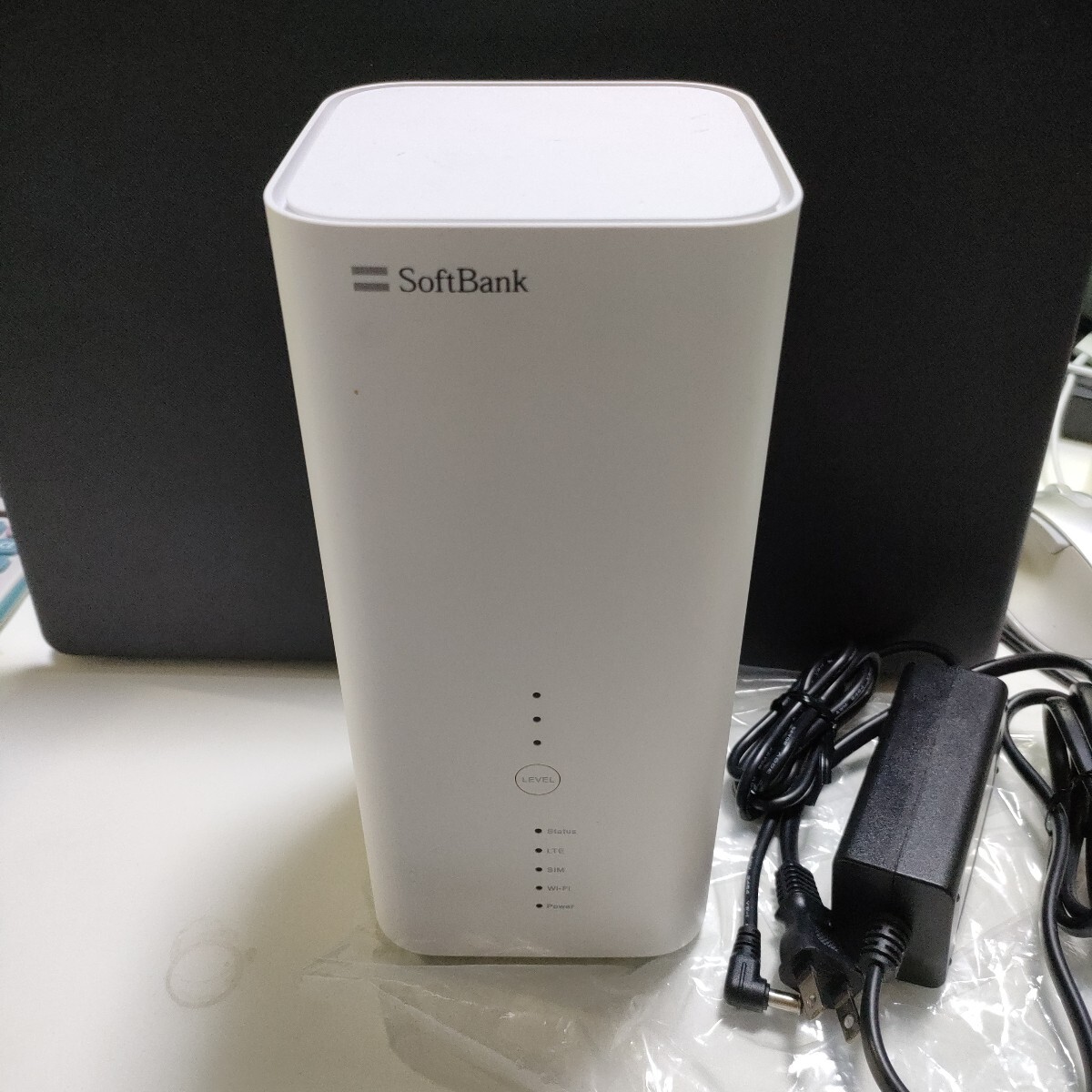付属あり】ソフトバンク エアーターミナル 4 B610h-72a Wi-Fi 付属あり】ソフトバンク エアーターミナル 4 B610h-72a Wi-Fi