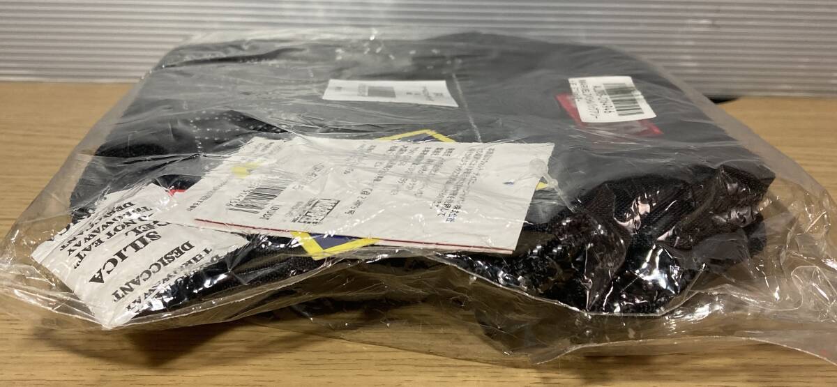 未使用保管品 MARVEL マーベル ミニショルダーバック ブラック_画像6