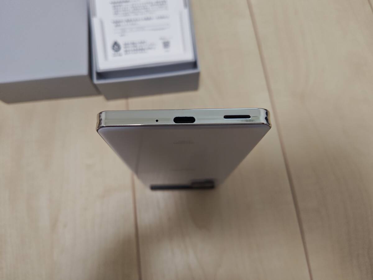 美品・送料無料・残債無】SHARP AQUOS ZERO6 au SHG04 ホワイト 美品・送料無料・残債無】SHARP AQUOS ZERO6 au SHG04 ホワイト