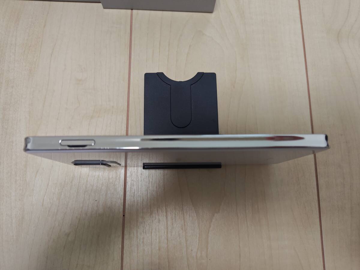 美品・送料無料・残債無】SHARP AQUOS ZERO6 au SHG04 ホワイト 美品・送料無料・残債無】SHARP AQUOS ZERO6 au SHG04 ホワイト