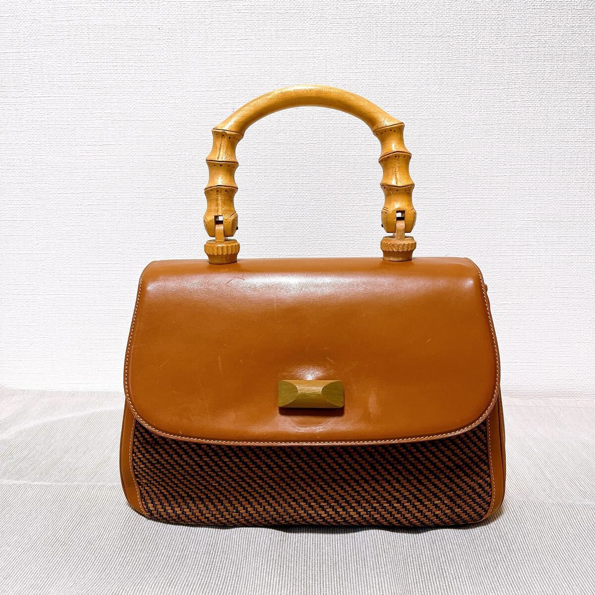 GUCCI グッチ オールド ハンドバッグ ターンロック ウッド GUCCI グッチ オールド ハンドバッグ ターンロック ウッド