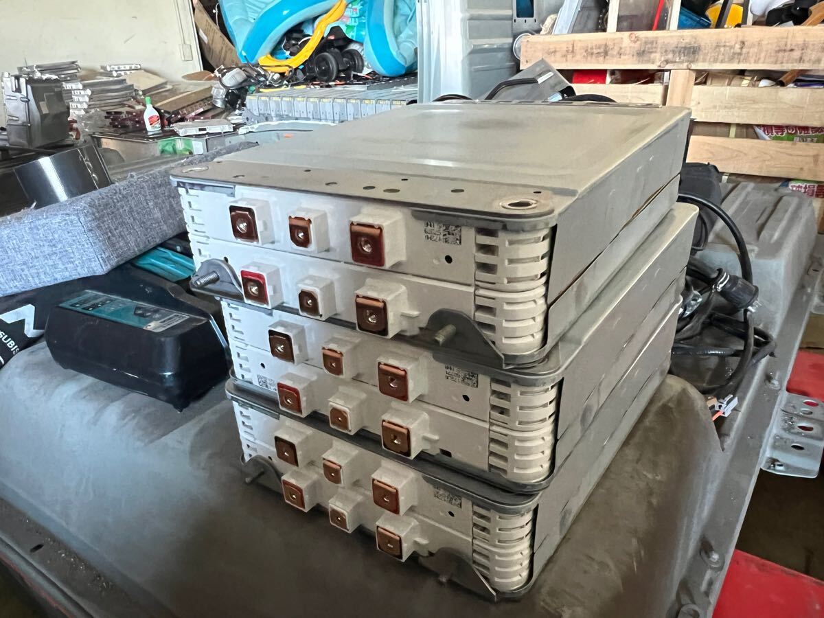 リーフ　EVバッテリー　AZE0 30kw 10セグメント　良品　在庫限り　蓄電池　ソーラー　バックアップ電源に