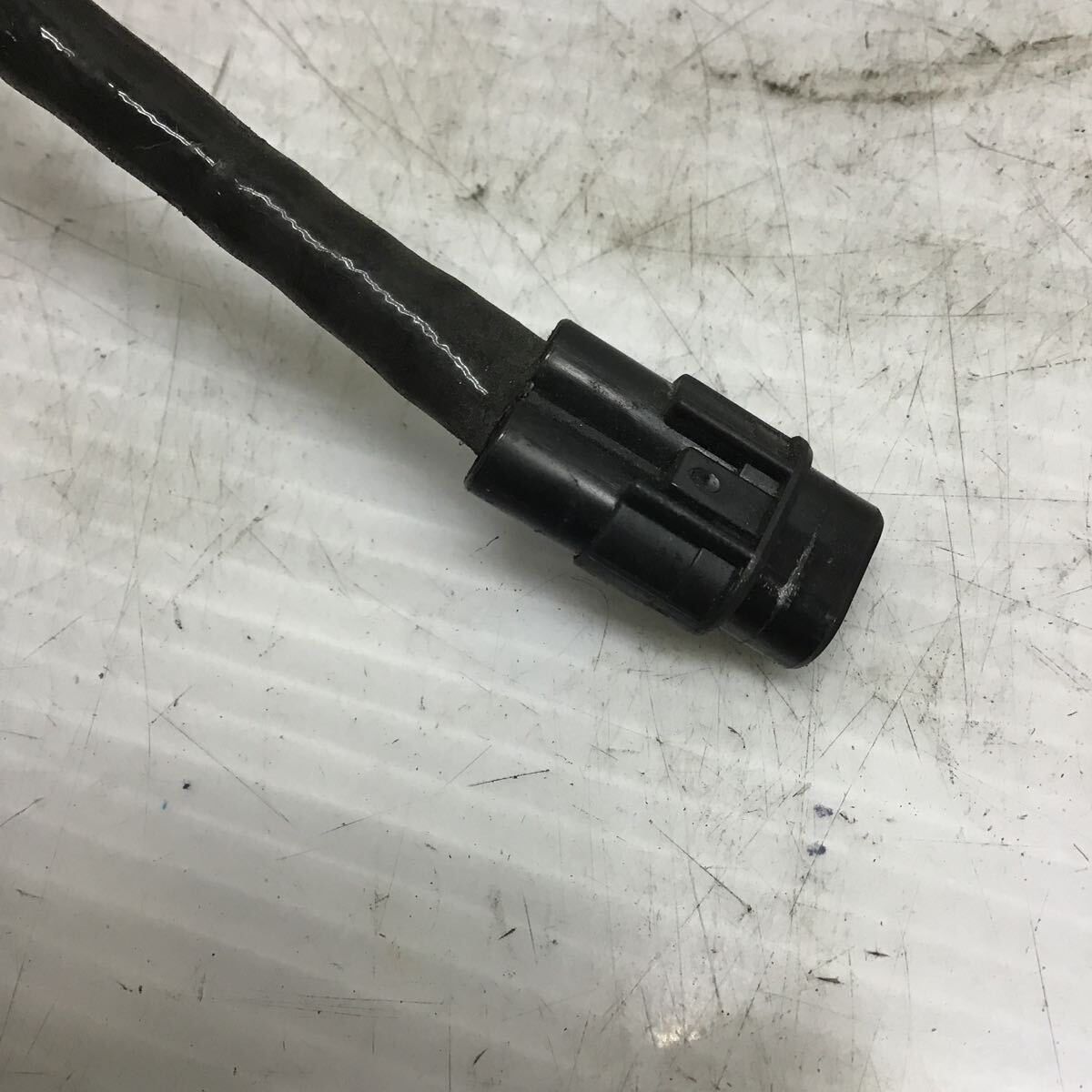 A26-16 スズキ アドレス125 DT11A D2センサー　純正部品 動作確認済み_画像3