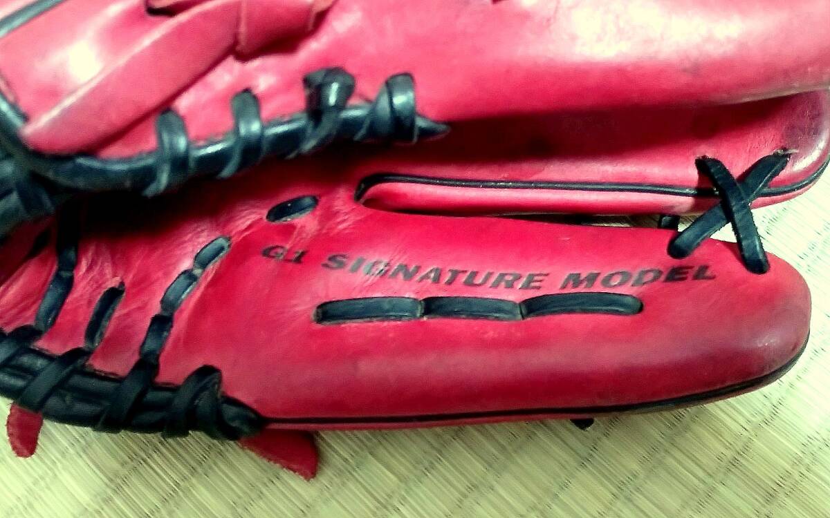 ☆NIKE 軟式グローブ 内野手用 岩村明憲モデル 超希少 中古品 即 ☆NIKE 軟式グローブ 内野手用 岩村明憲モデル 超希少 中古品 即