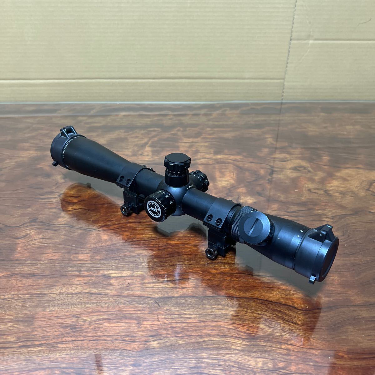 LEUPOLD MARK 4 タイプ スナイパーライフル用スコープ LEUPOLD MARK 4 タイプ スナイパーライフル用スコープ LEUPOLD