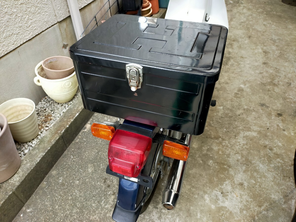 ホンダH缶 鉄箱 中型 汎用 リアボックススーパーカブ HONDA ホンダH缶 鉄箱 中型 汎用 リアボックススーパーカブ HONDA